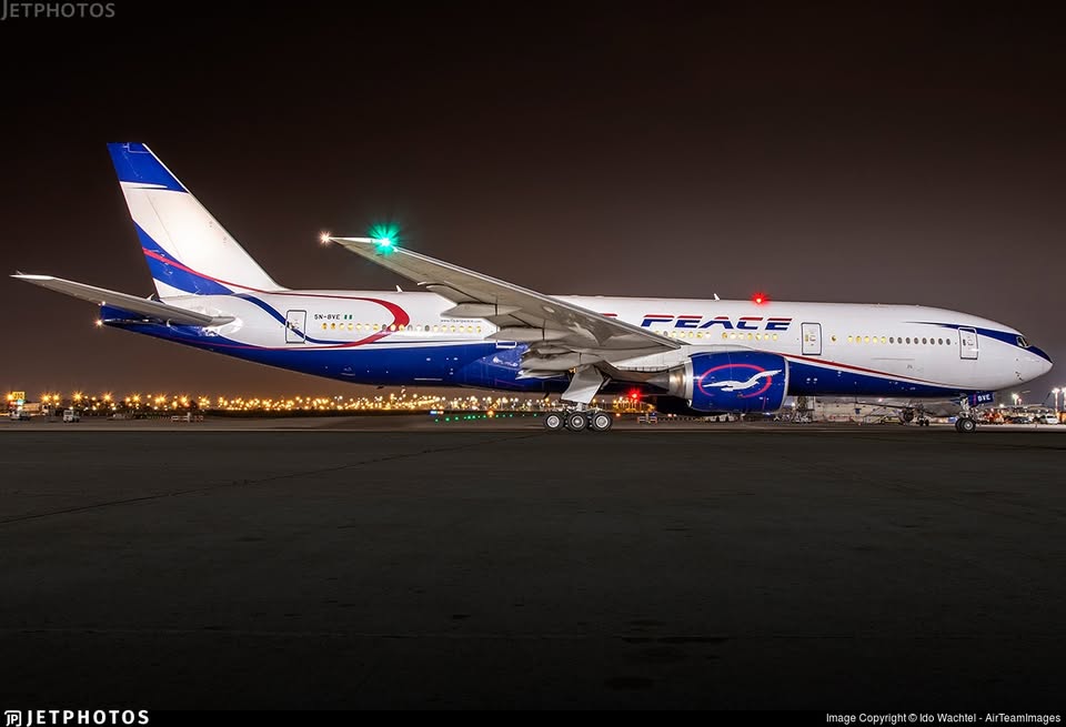 Bird strike disrupts Gatwick–Lagos flight, airline defends response