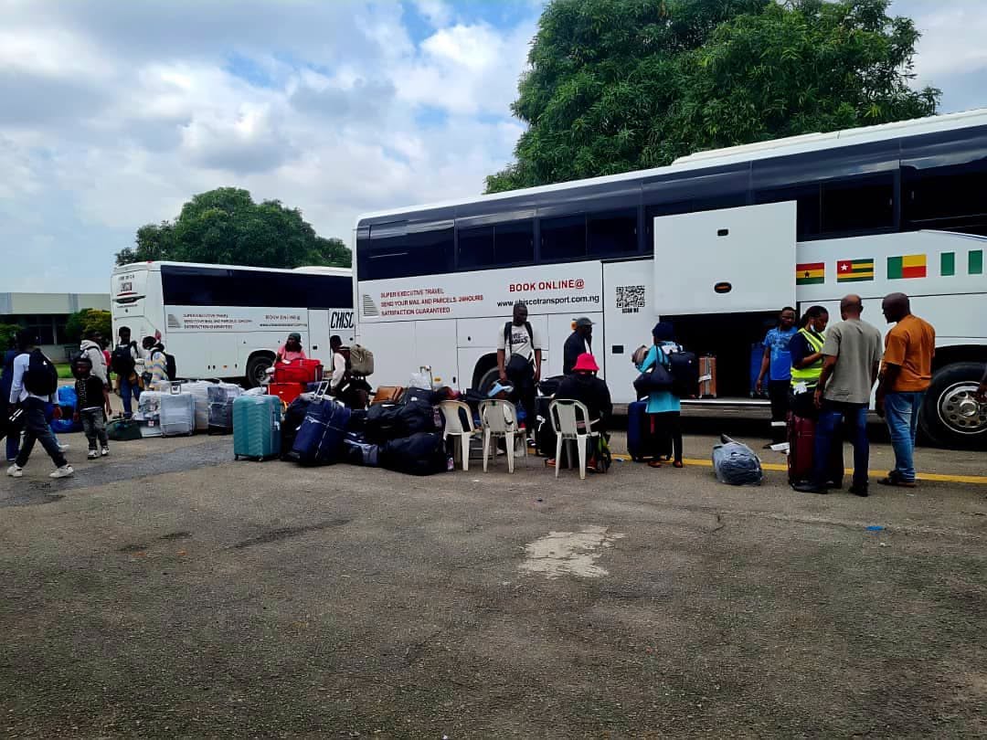 South Africa repatriates 586 Nigerians over immigration violations