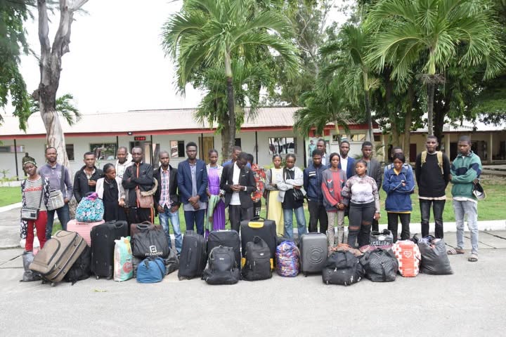 Nigerian Army arrests 24 foreign nationals in Lagos raid