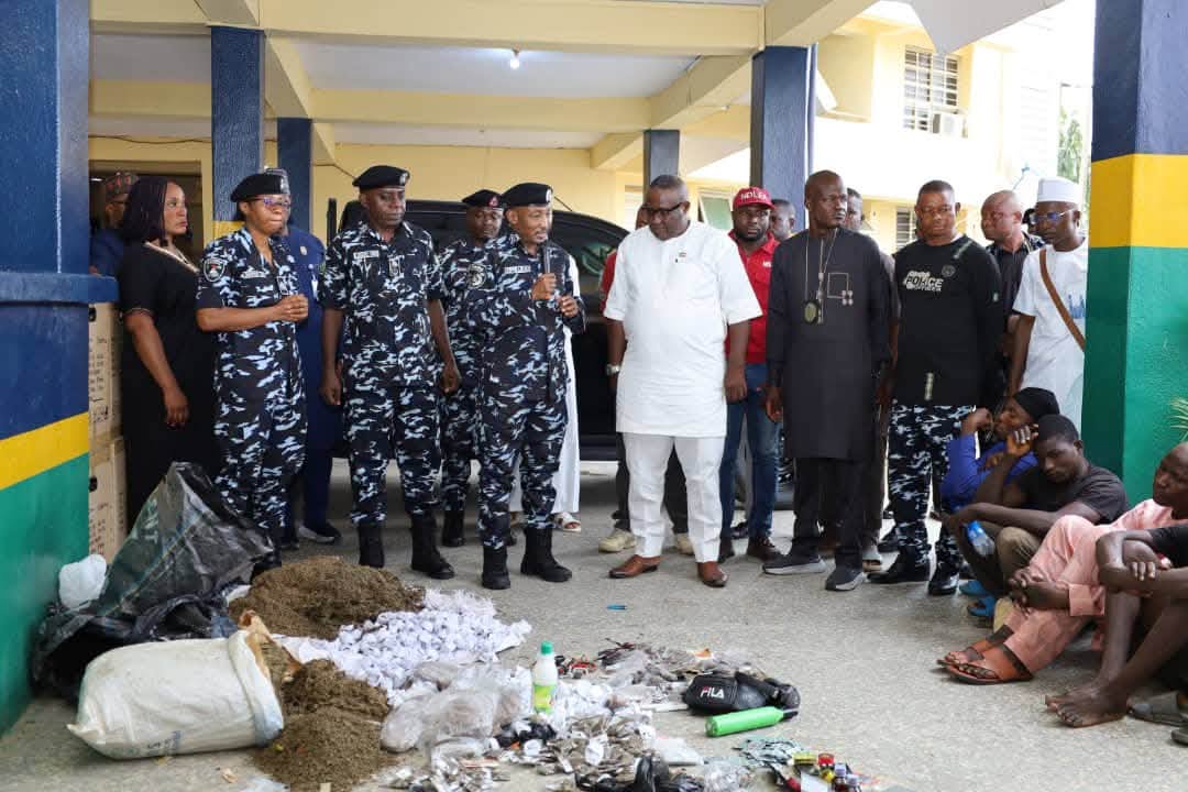 Police hands over drug suspects, illicit substances to NDLEA in FCT