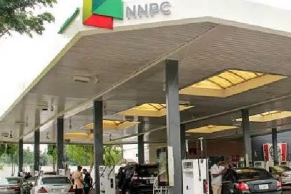 Presidency rejects Atiku’s proposal to restore fuel subsidy