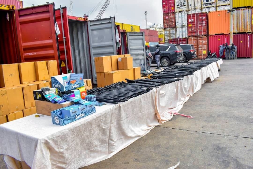 Customs uncovers 399 rifles at Tin Can port