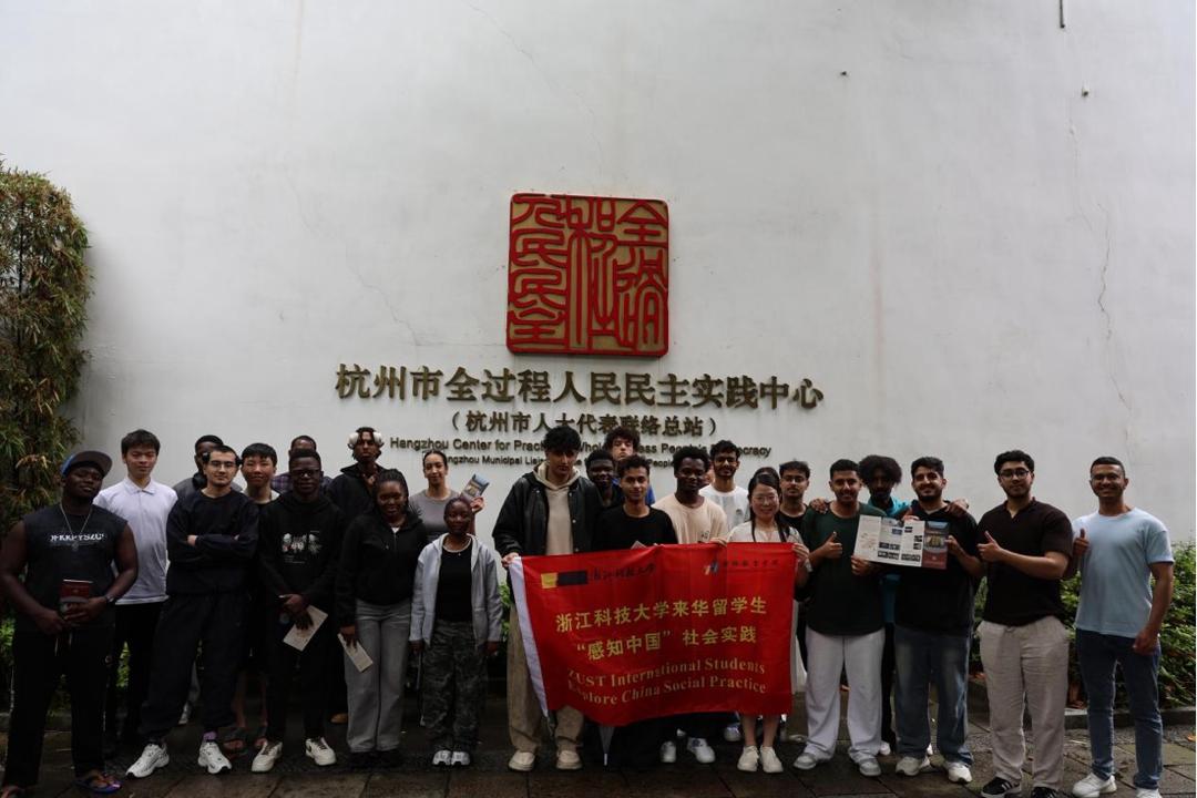 What a Narrow Alley in Hangzhou Taught Me About Prosperity,By Mohammad Toyeeb Abdulsalam