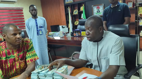 EFCC probes suspect with fake $212,200