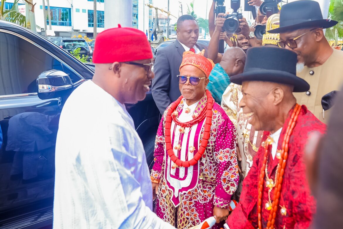 2027: Fubara warns Rivers monarchs against partisanship
